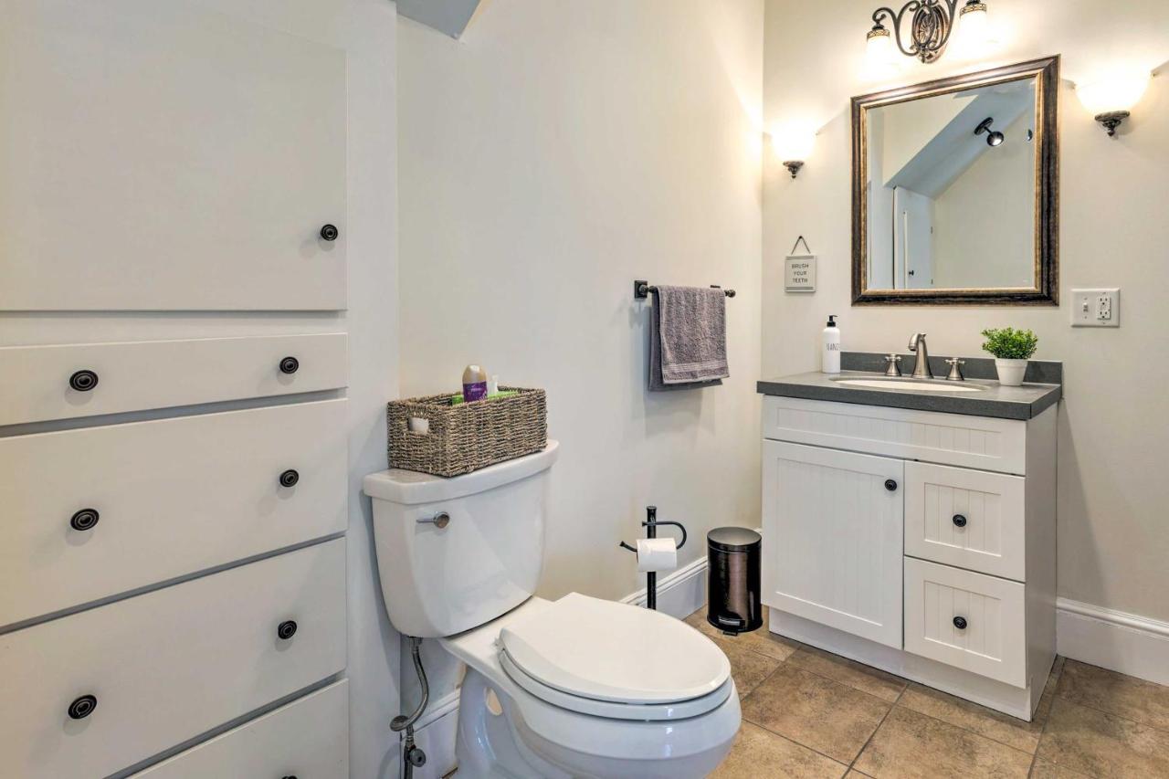 Mystic Refuge With Patio Less Than 1 Mi To Downtown! מראה חיצוני תמונה