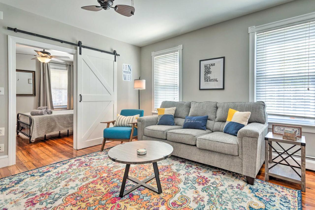 Mystic Refuge With Patio Less Than 1 Mi To Downtown! מראה חיצוני תמונה